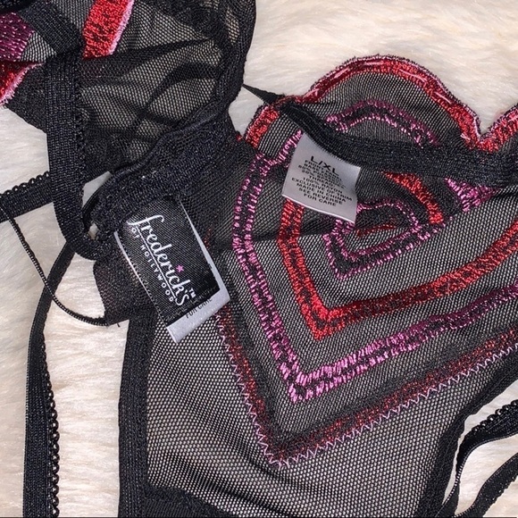 Frederick’s of Hollywood Mesh Heart Lingerie Set - Picture 3 of 7